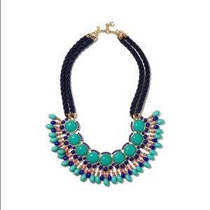 Banana republic statement necklace